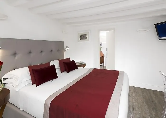 Navona Hotel