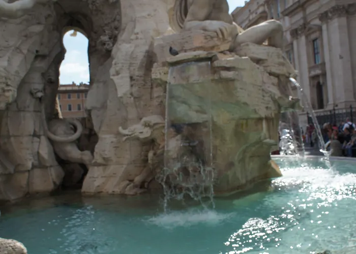Navona מלון