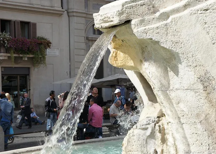 Navona 3*