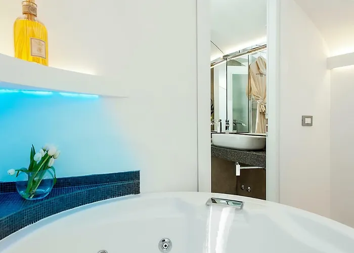 Hotel Navona 3*